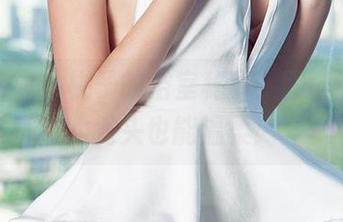 爱尤物 – 小桃子的浴室秘事：图集下载，水龙头也能温柔！