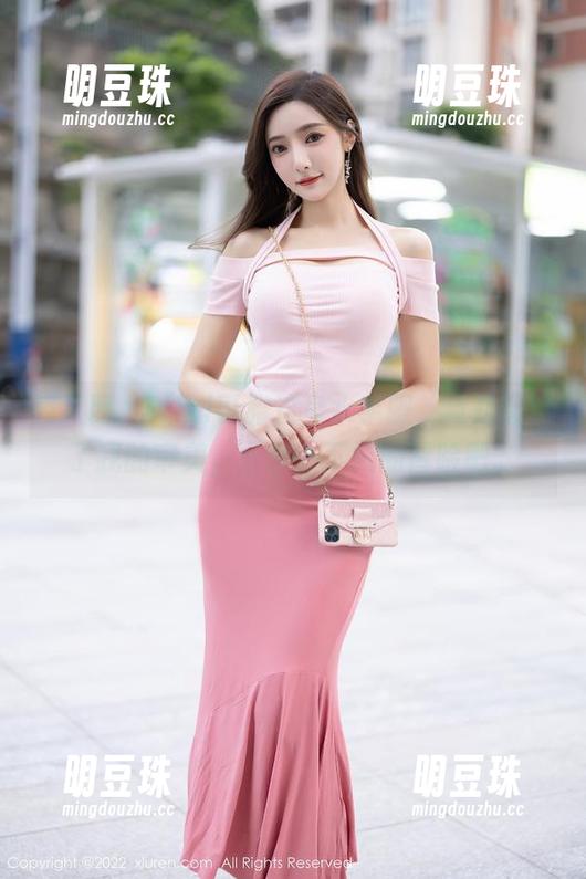 秀人网-Niki可雅 秀人网 - Niki可雅这身水手服,真是颠覆了我的审美,分享一下她的冒险吧。
