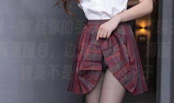 秀人网 – 拿起你的手机下载优琪琪子yuki泳装高清图包，边浏览边想，海面上的微波是不是也有她的影子