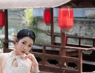 秀人网 – 双笙Alina学姐，有胆下载这份合集，没胆那就别说话