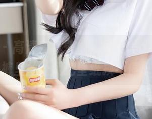 秀人网 – 高清手机壁纸，周美美alicia的裤里丝让我把壁纸换不停。