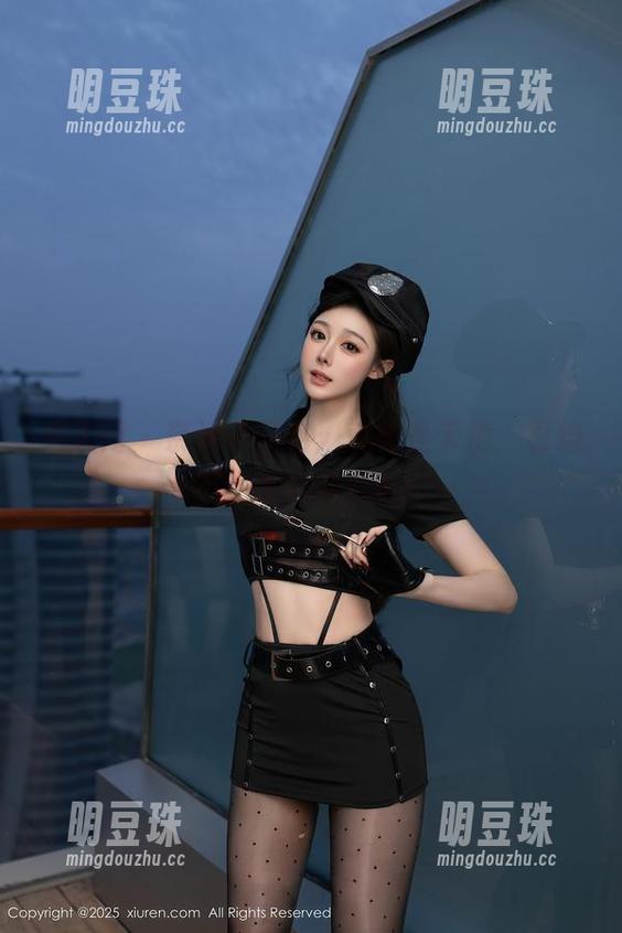 秀人网-奈沐子 秀人网 - 奈沐子图包:就算是天使,也挡不住我偷偷点赞!
