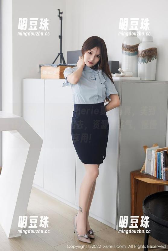 秀人网-李佳芮Cherie 秀人网 - 李佳芮Cherie夏日写真,美到让人想把自己送出去,资源别客气,慢慢享用!