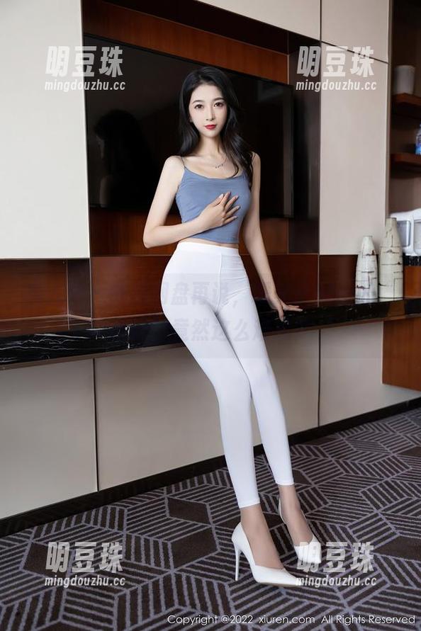 秀人网 - 先刷网盘再说，糯美子nini的“童颜”竟然这么难忘？