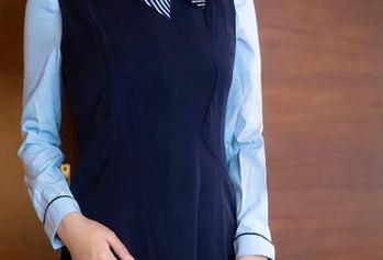 秀人网 – 看蛋蛋宝玩校服摄影，真的可以不考虑报名回学校吗？