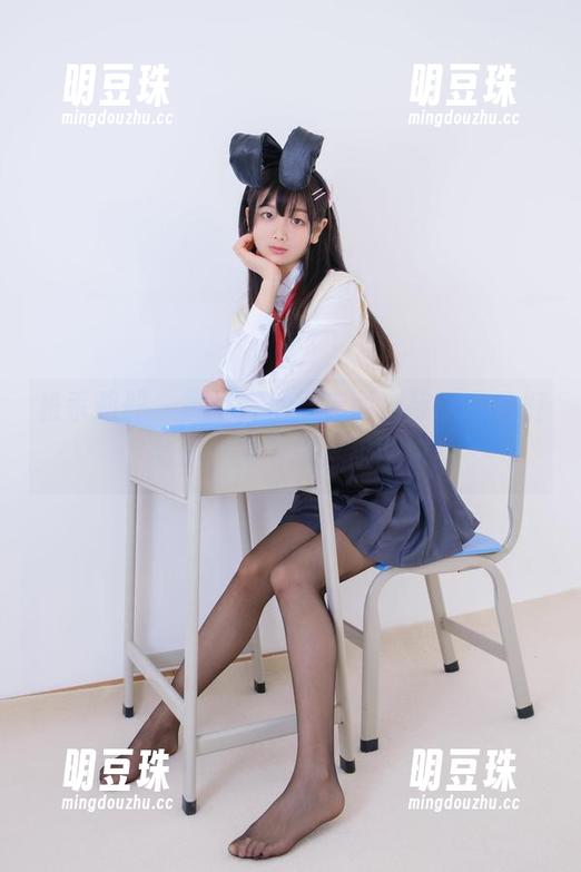 稚乖画册 - 高举吉他，赤西夜夜的少女们，哈哈，来分享这组图吧！