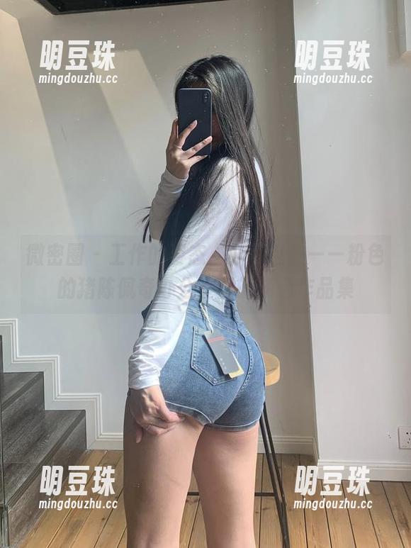 微密圈 - 工作的姿态，亦可优雅——粉色的猪陈佩奇办公室里的精选作品集