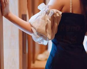 花漾show – 私拍小海臀Rena：海边风景与美图的完美尴尬