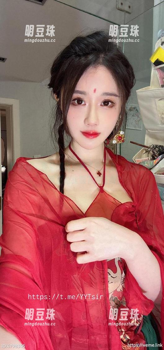 微密圈 - 当空姐遇到轩子巨二兔，原图太撩，哪里能找到下载链接？