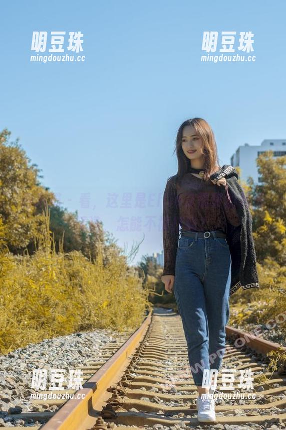 轰趴猫 - 看，这里是Ellie艾栗栗的裤里精选，怎能不被打动？