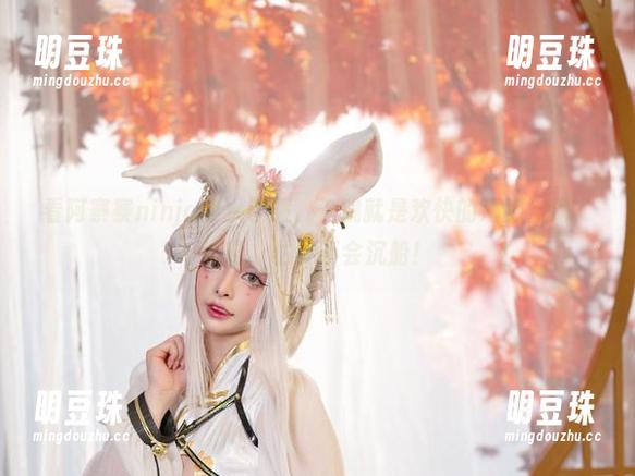 看阿寨寨ninja穿水手服，干脆就是欢快的海豚出海，哈哈，估计不会沉船！