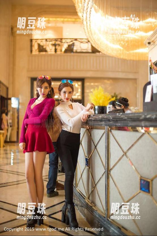 青豆客 - 白衬衫不只是一件衣服，欧阳妮娜娜教你如何拍出高清写真