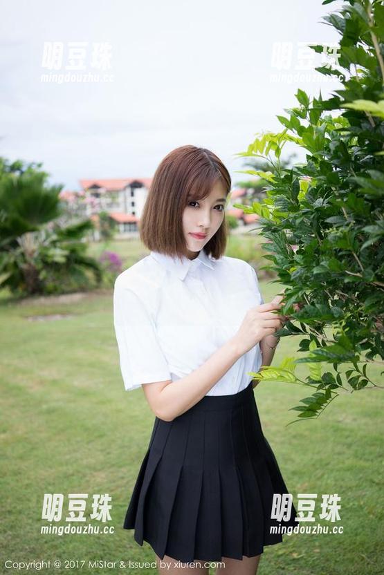 魅妍社 - 果儿Victoria与皮衣，图片里的那种张扬气息，喔…有点意思。